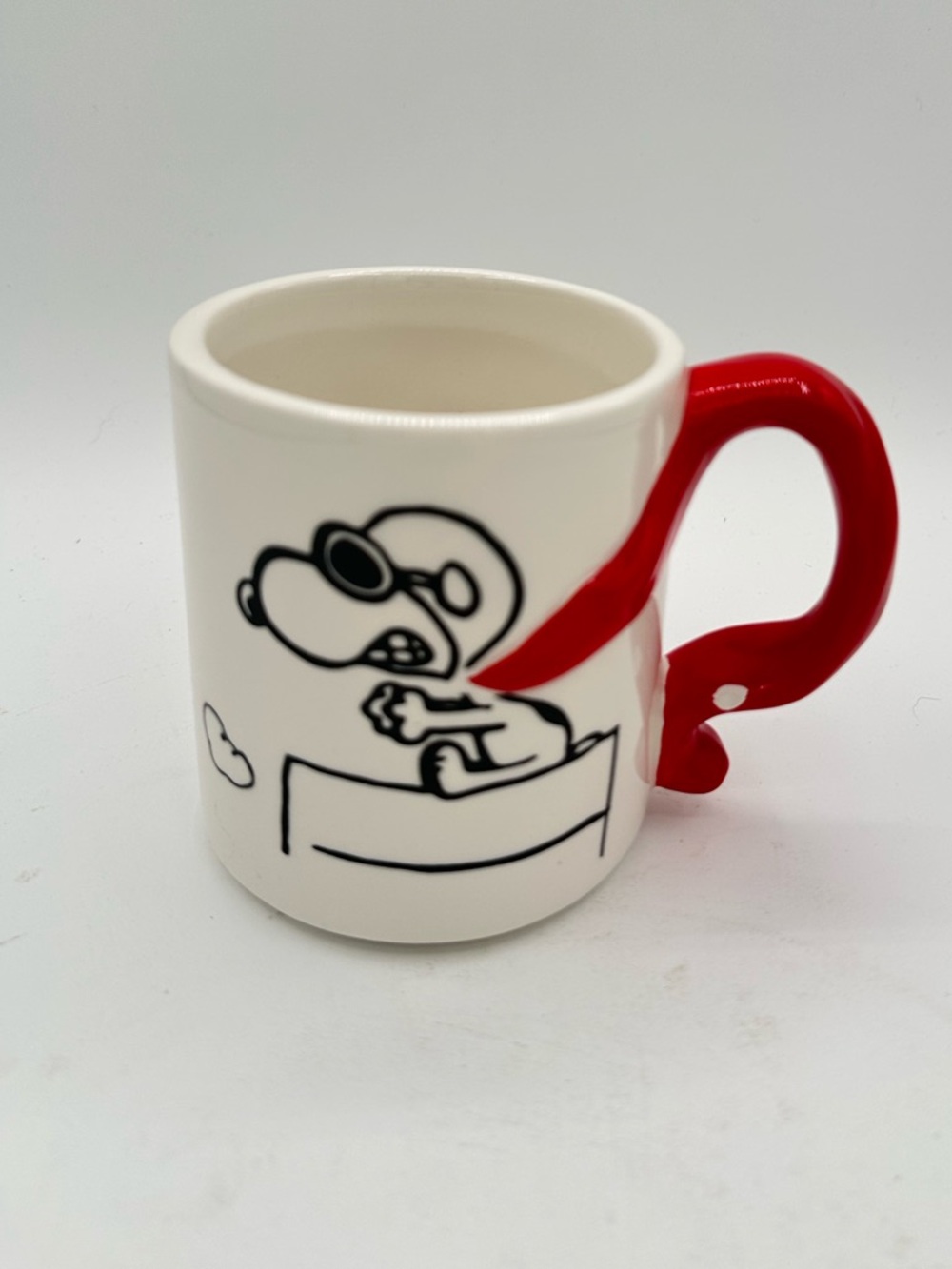 Rare Hallmark Peanuts Mug Snoopy Flying Ace Red Baron Scarf Handle 16 Oz.